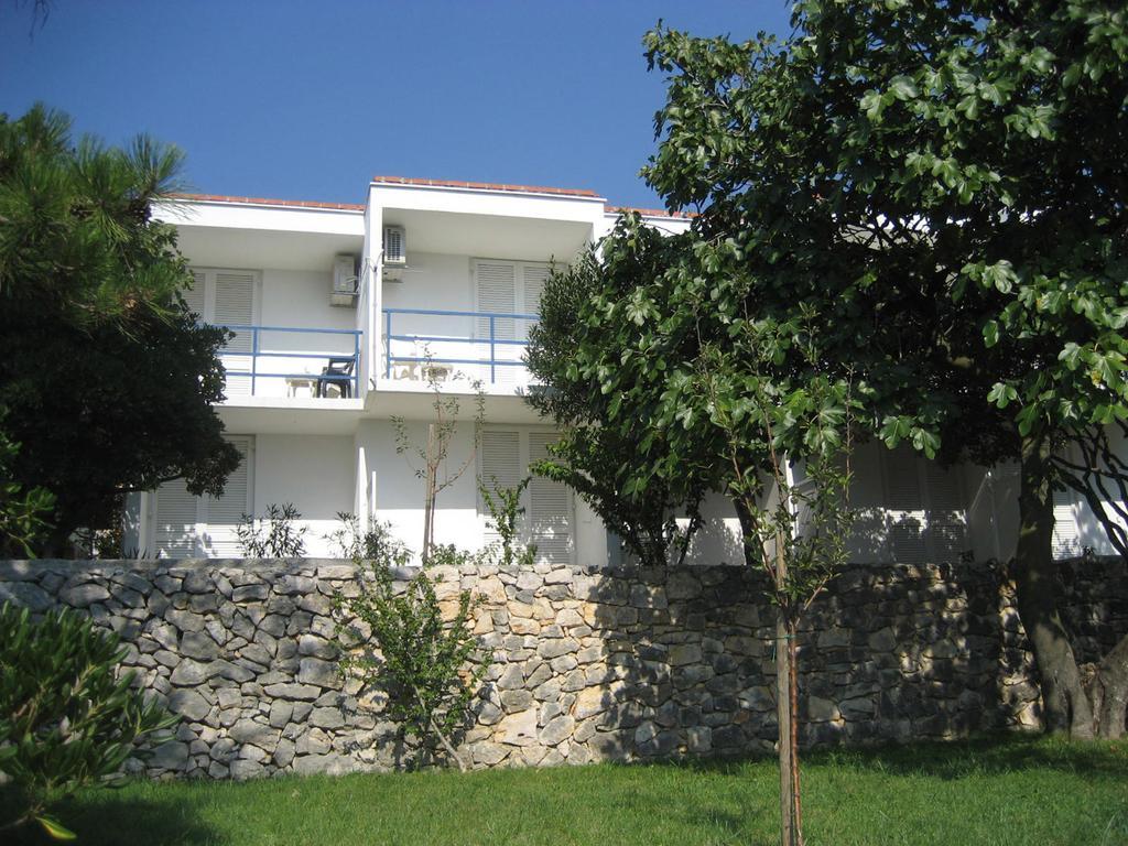 Adria Beach Guest House Novi Vinodolski Ruang foto
